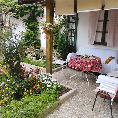 Accordeon Apartment Visoko Exterior photo